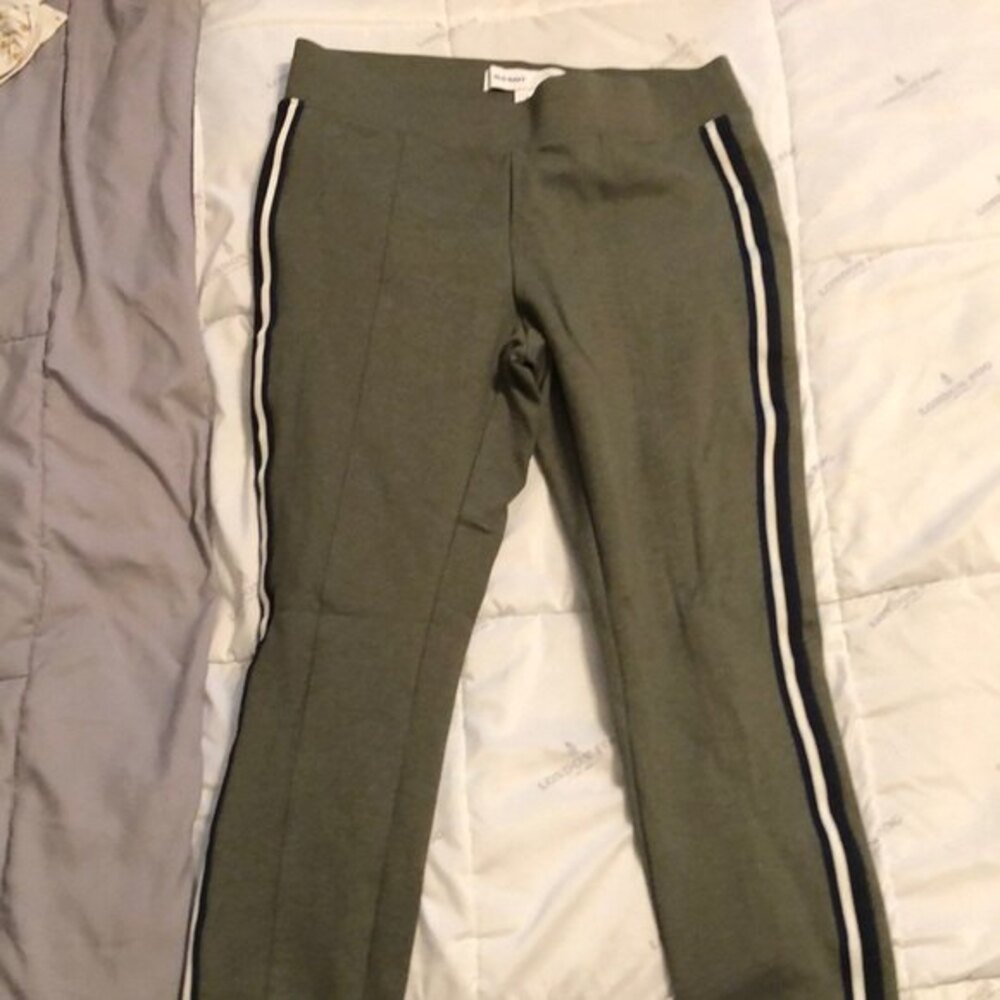 Old navy Stevie pants size medium